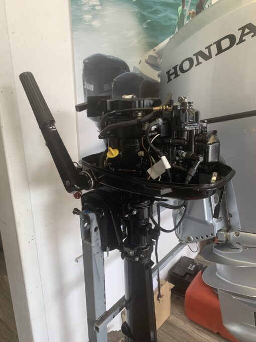 Used Mariner 5hp Long Shaft - Image 2