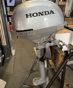 Alternative view of Used Honda 2.3hp Short Shaft